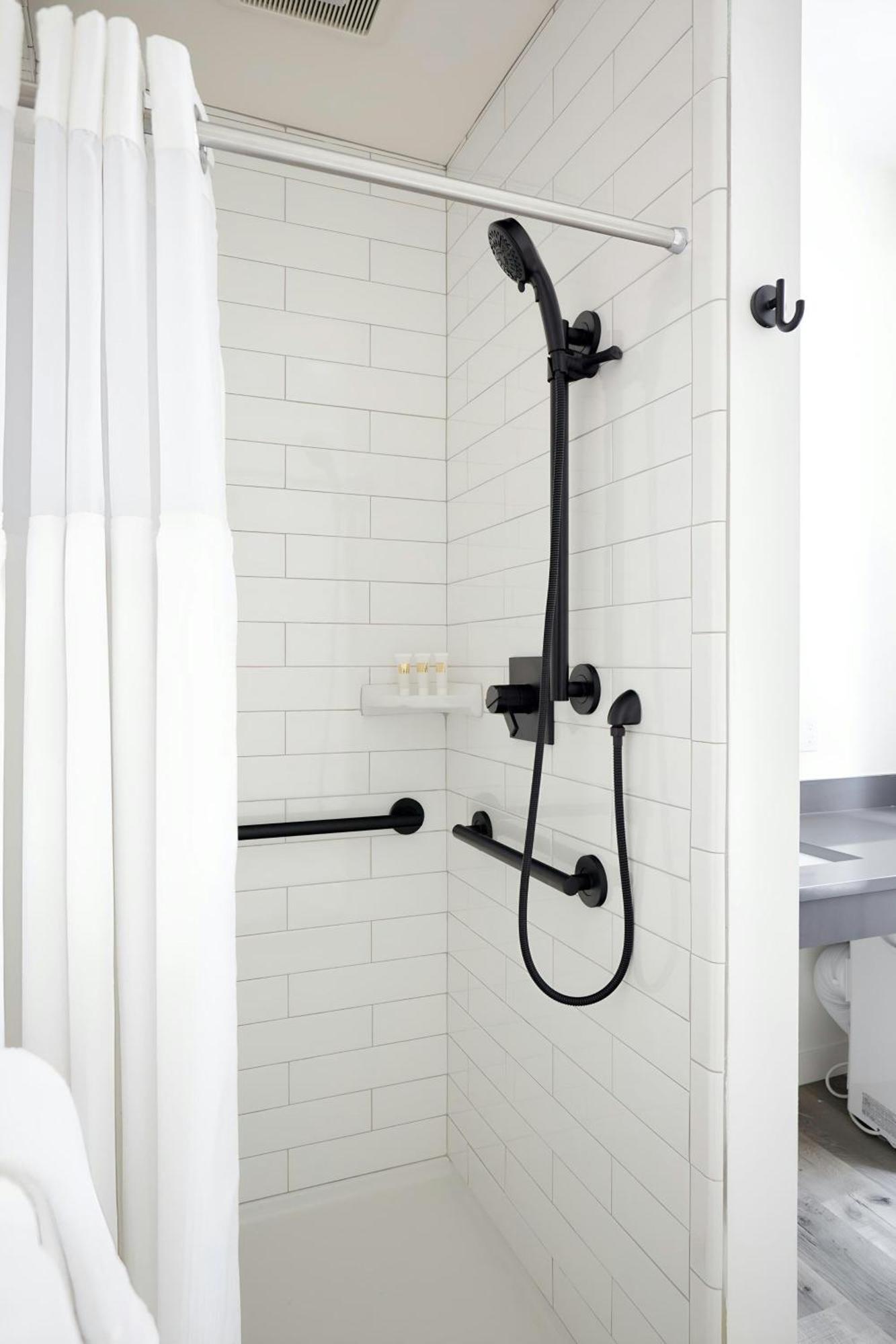 The Boylston Hotel Capitol Hill, Sonder By Marriott Bonvoy Сиатъл Екстериор снимка