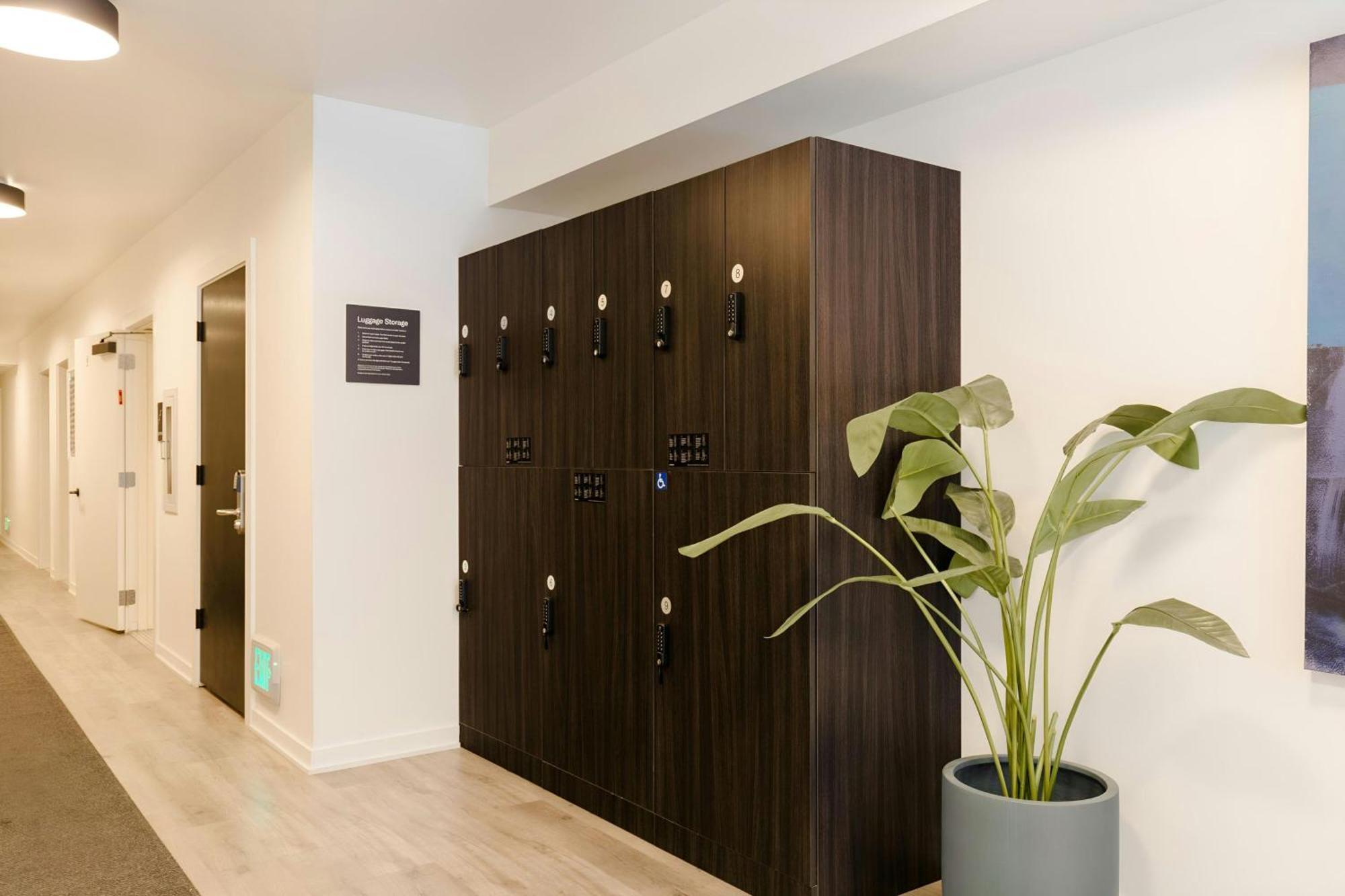 The Boylston Hotel Capitol Hill, Sonder By Marriott Bonvoy Сиатъл Екстериор снимка
